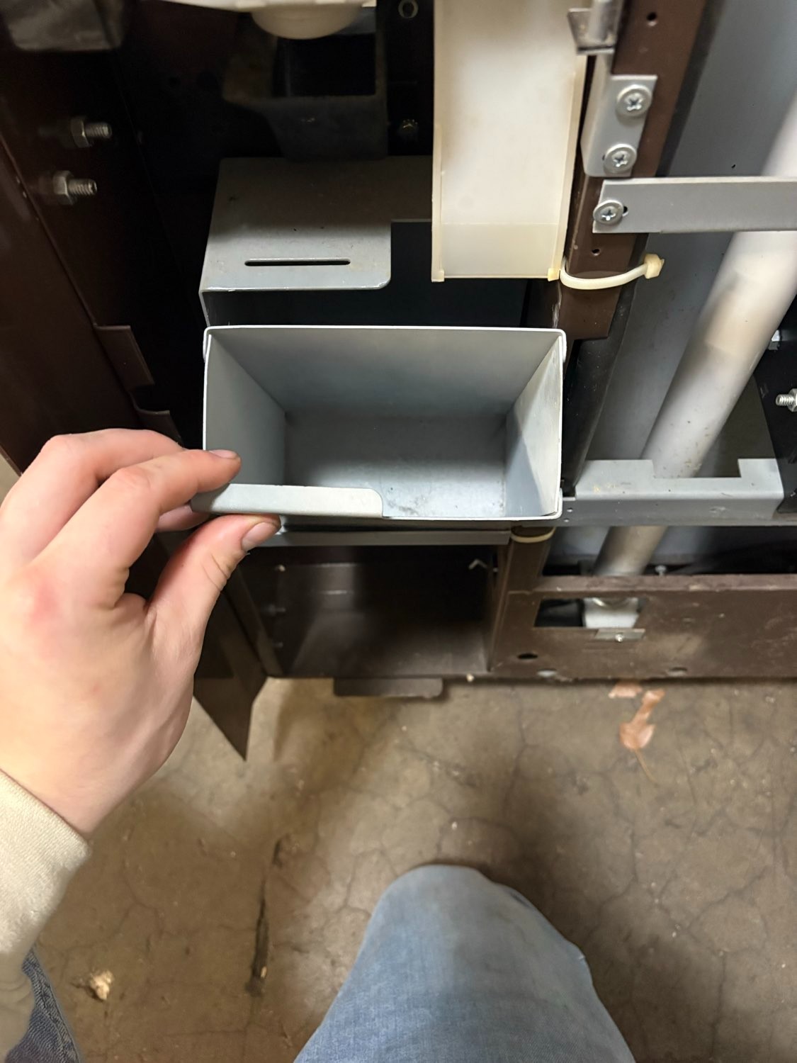 Dixie Narco DN501 Soda Vending Machine Coinco & MEI Bill & Coin Commercial