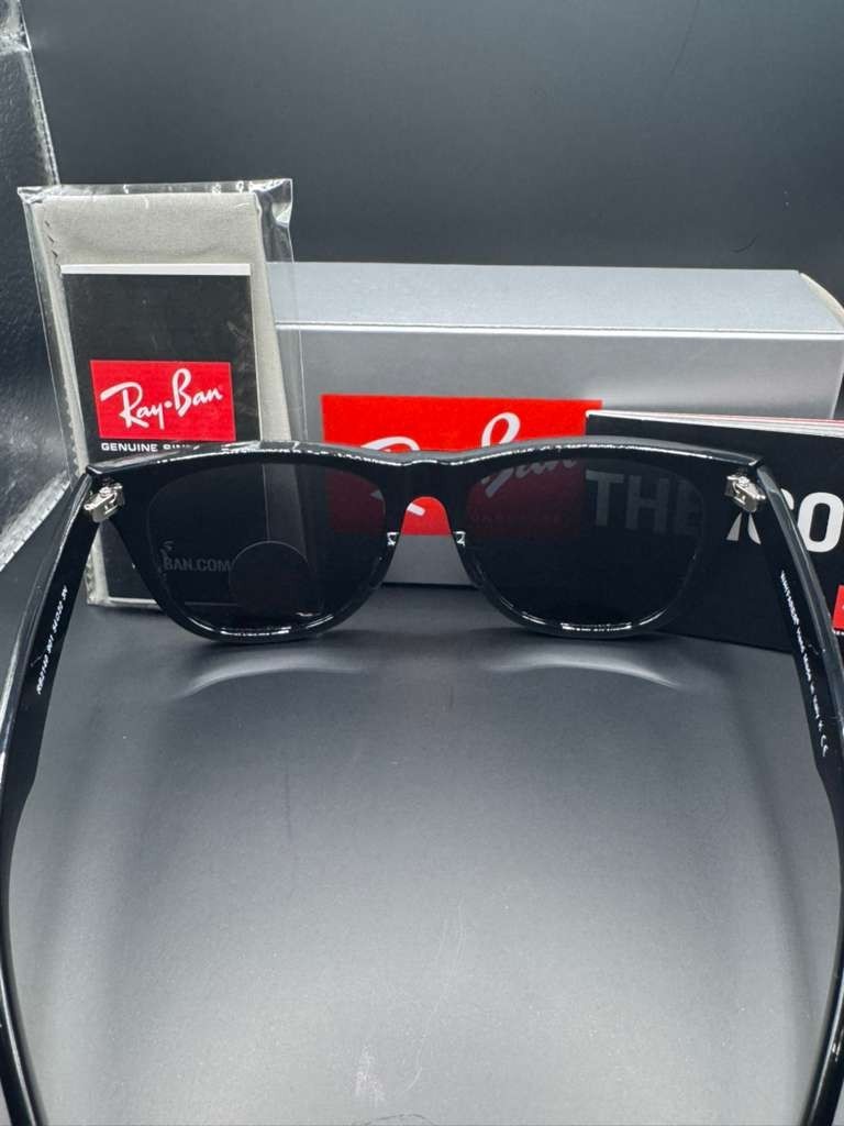 Ray-Ban RB2140 Original Wayfarer Polarized Sunglasses Black Frame Black Lens