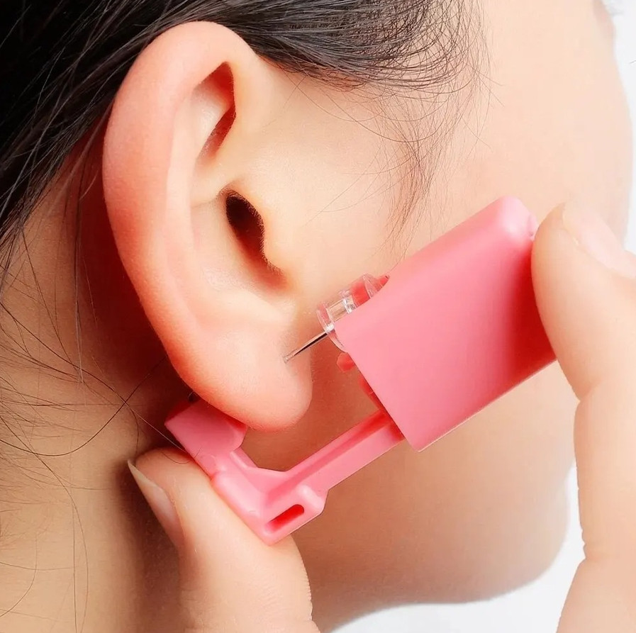 2pcs Disposable Ear Piercing Tool Set – Safe & Painless Piercing Kit with Studs