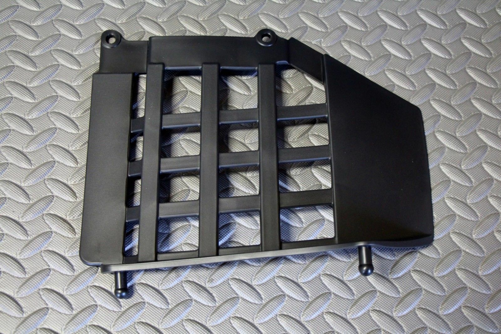 NEW Silver Heel Guards footrest Yamaha Banshee left + right nerf bars plastic