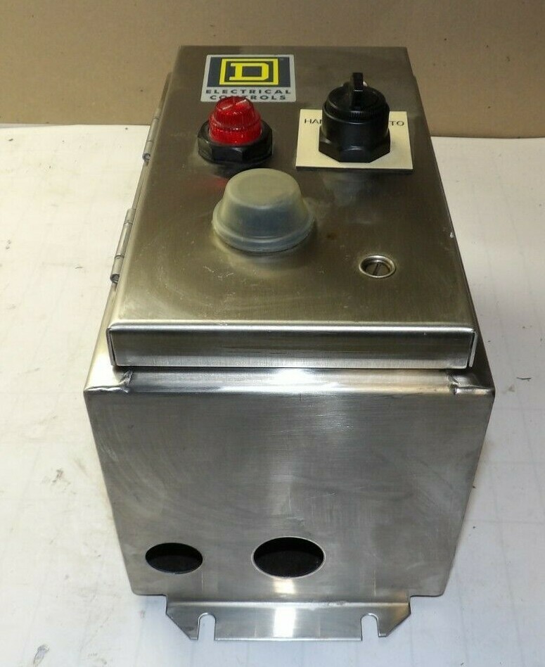 NEW SQUARE D SS ENCLOSED SIZE 0 MOTOR STARTER 4/4X 600 VAC 120 V COIL 8536SBW12