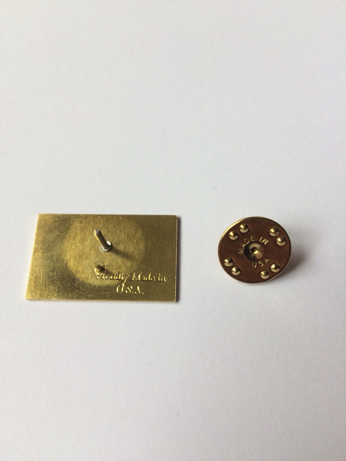 AMERICAN FLAG LAPEL PIN MADE IN USA Hat Tie Tack Badge Pinback VOTE