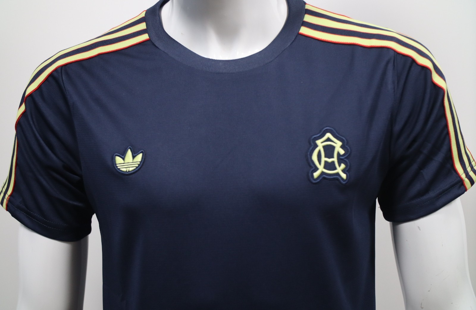 CLUB AMERICA ICONICA AZUL (Talla Reducida) slim fit