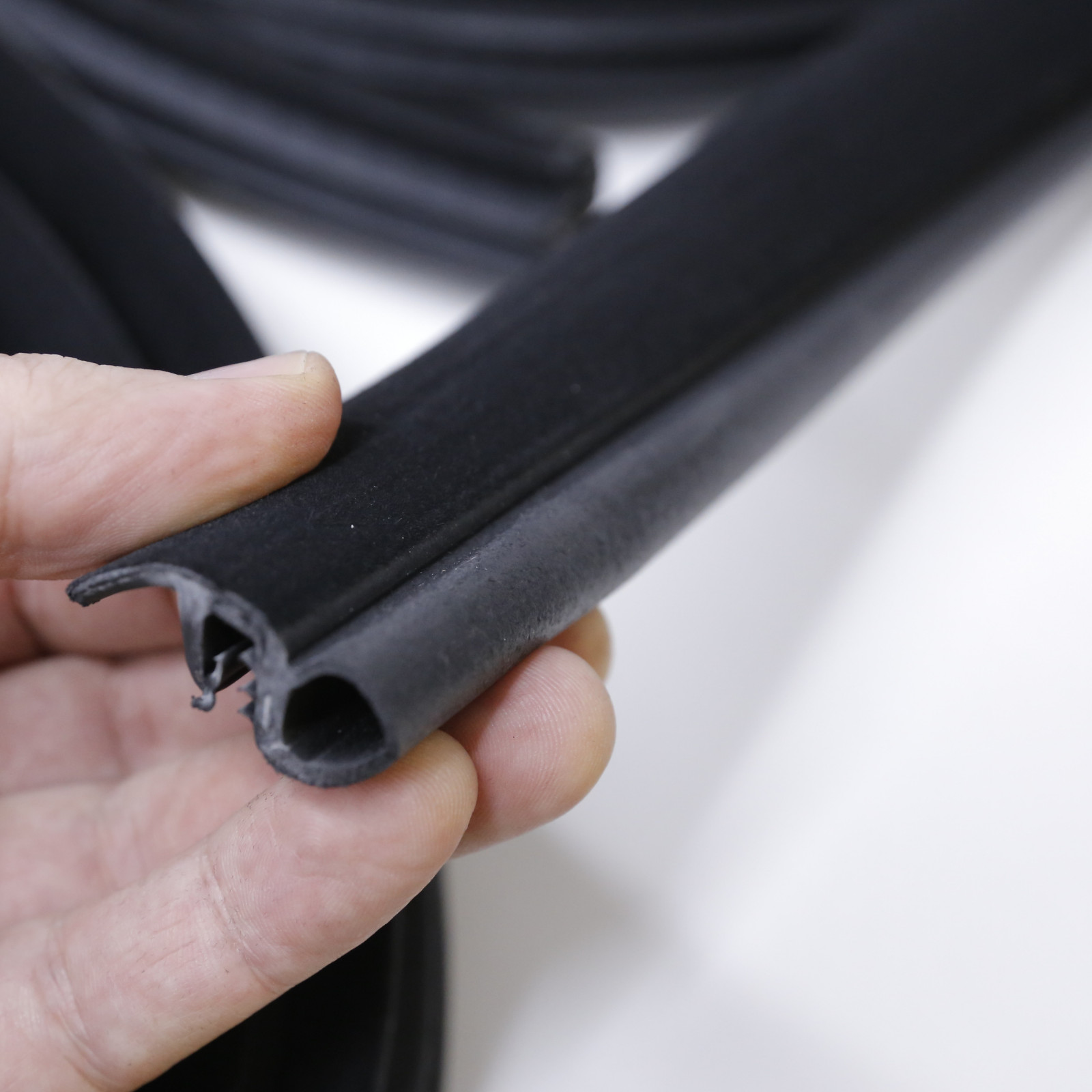 VELVET DOOR SEAL SET 4PCS FOR LAND ROVER DISCOVERY 3 4 2004-2016 RUBBER