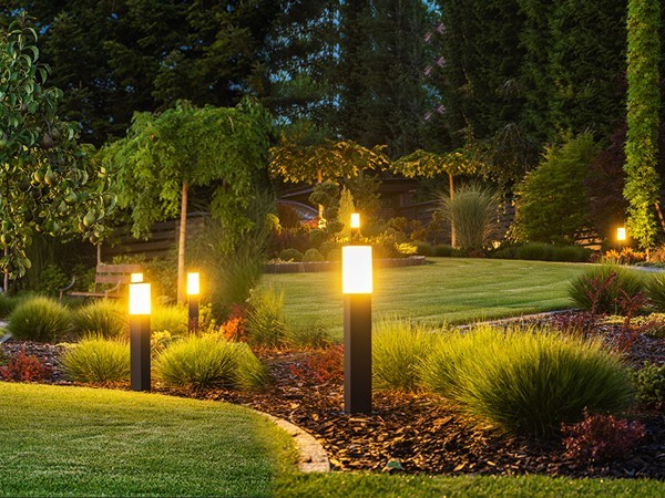 Low Voltage Transformer 300W with Photocell Sensor Timer for Landscape Lights