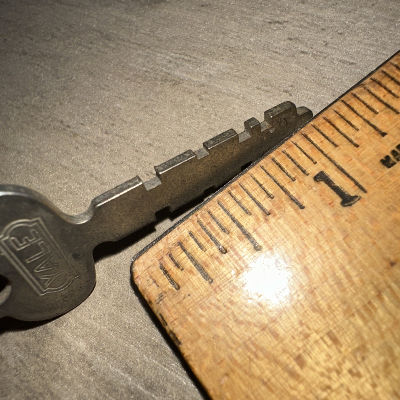 Antique Yale & Towne Flat Key #26 Original