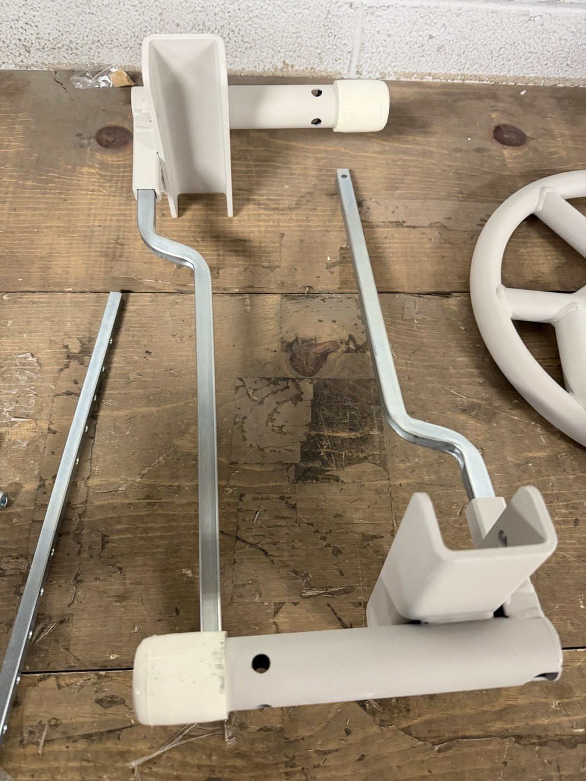 READ DESCRIPTION Halo Safety Ring 77301 Single Sided Bed Handles Assist Grab Bar