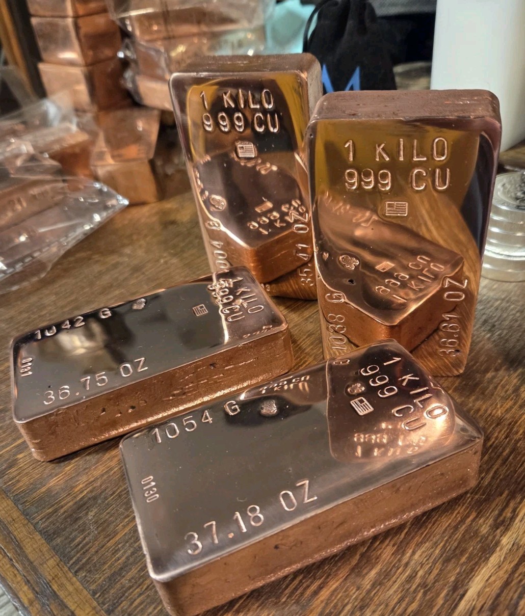 1 Kilo Hand Poured Solid Copper Bullion Bar .999 Pure Fine Copper Kg Ingot