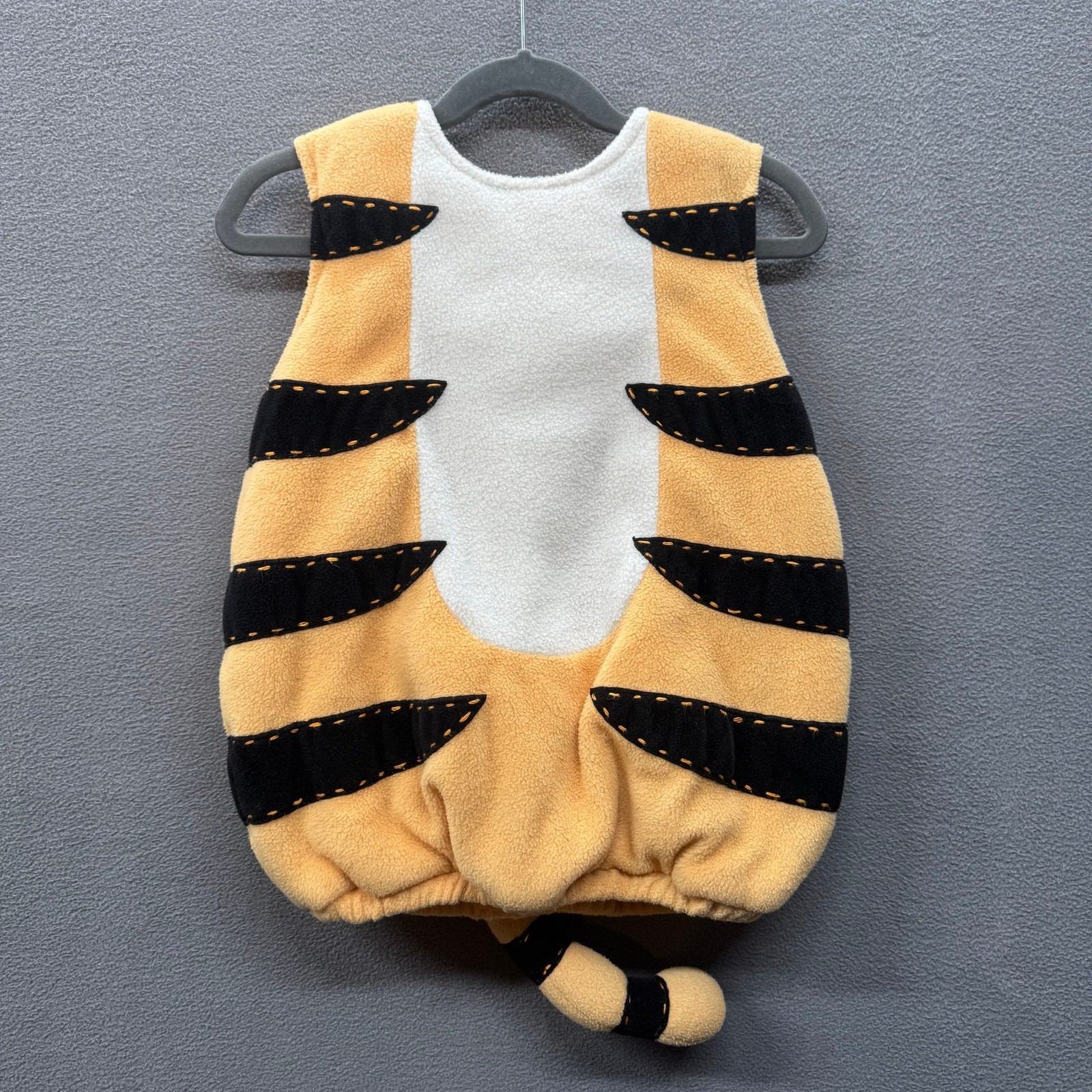 Pottery Barn Tiger Costume Kids 2T/3T Winnie Pooh Tigger Comfy Halloween