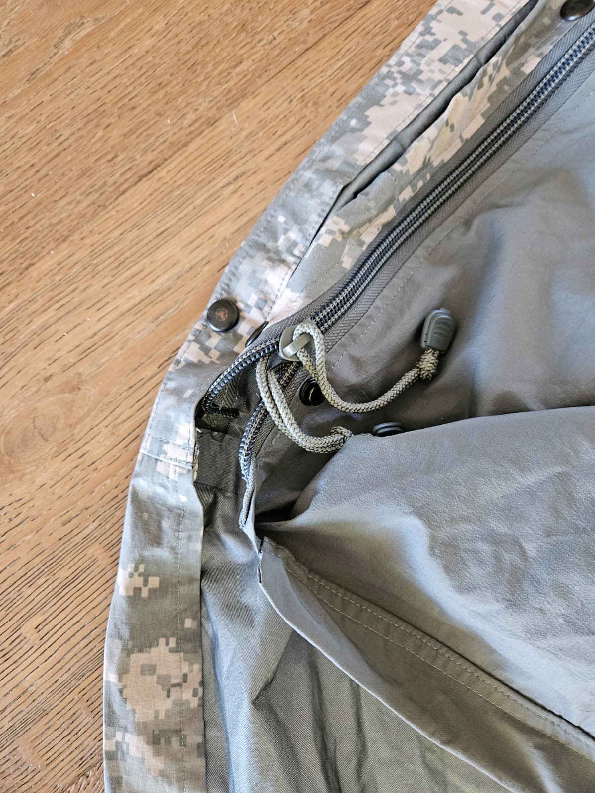 Genuine USGI GORE-TEX Bivy Cover ACU Digital Camo-Great Condition! + Waist Pack