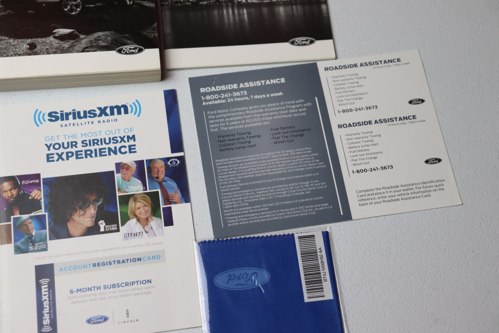 2013 FORD EXPLORER OWNERS MANUAL WITH CASE AND LITERATURE FREE SHIPPING