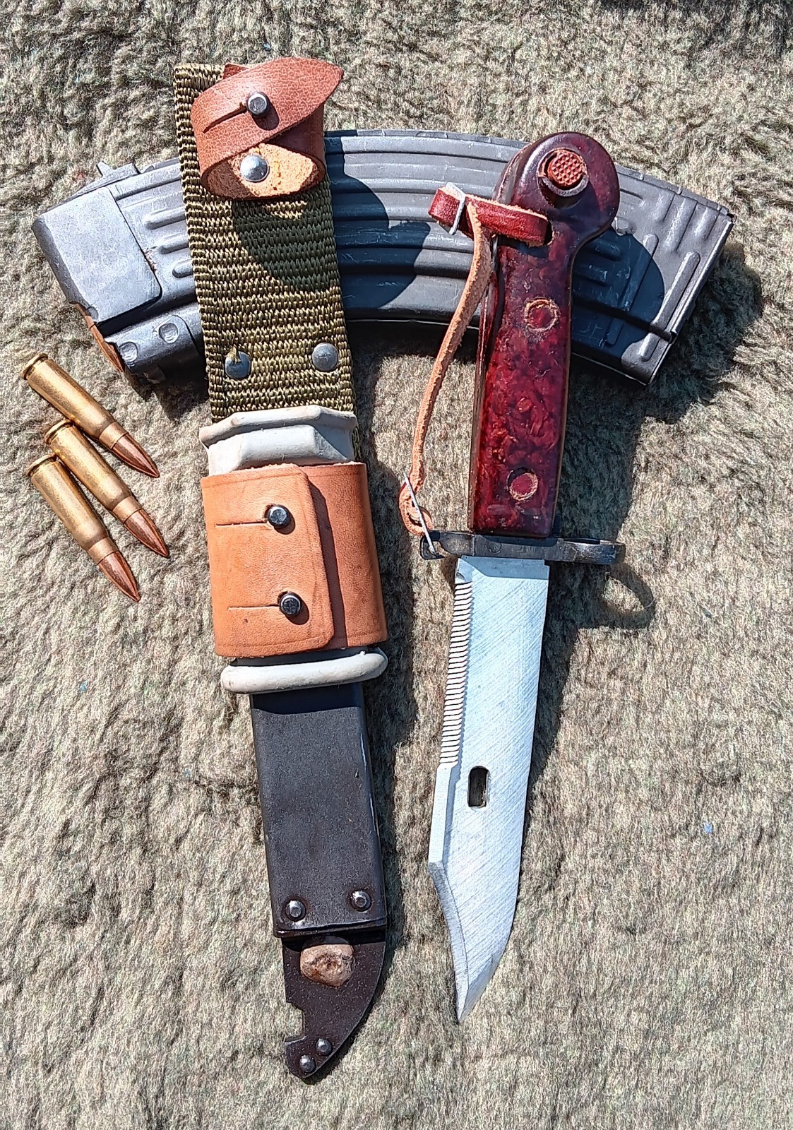 Soviet Era Romanian Type I Bayonet w/ Complete Sheath - Unissued Cold War #4