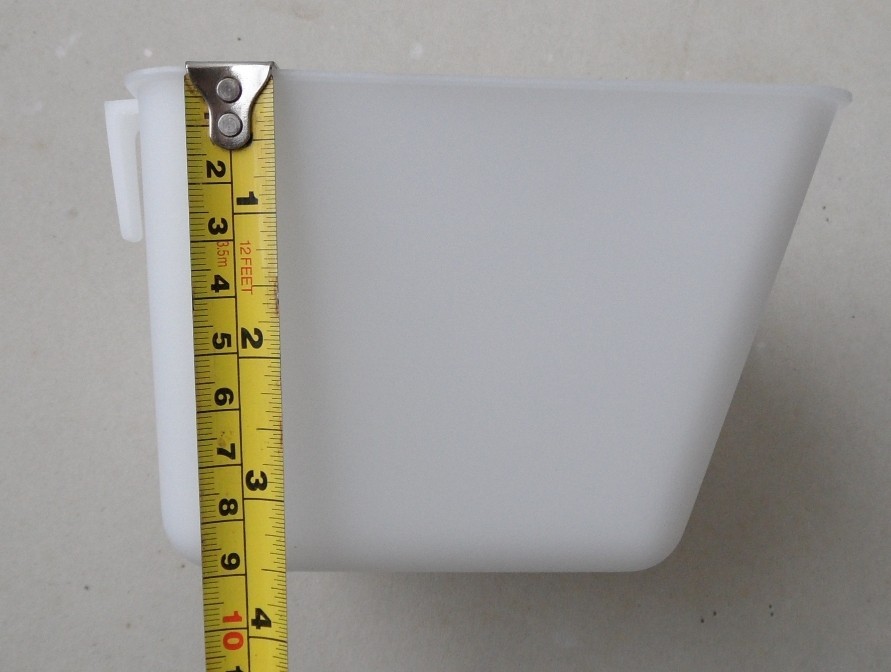 Cage Cups (48pk) 1/2 Gal 64 fl oz Large Hanging Water Cage Cup Chicken Pheasant