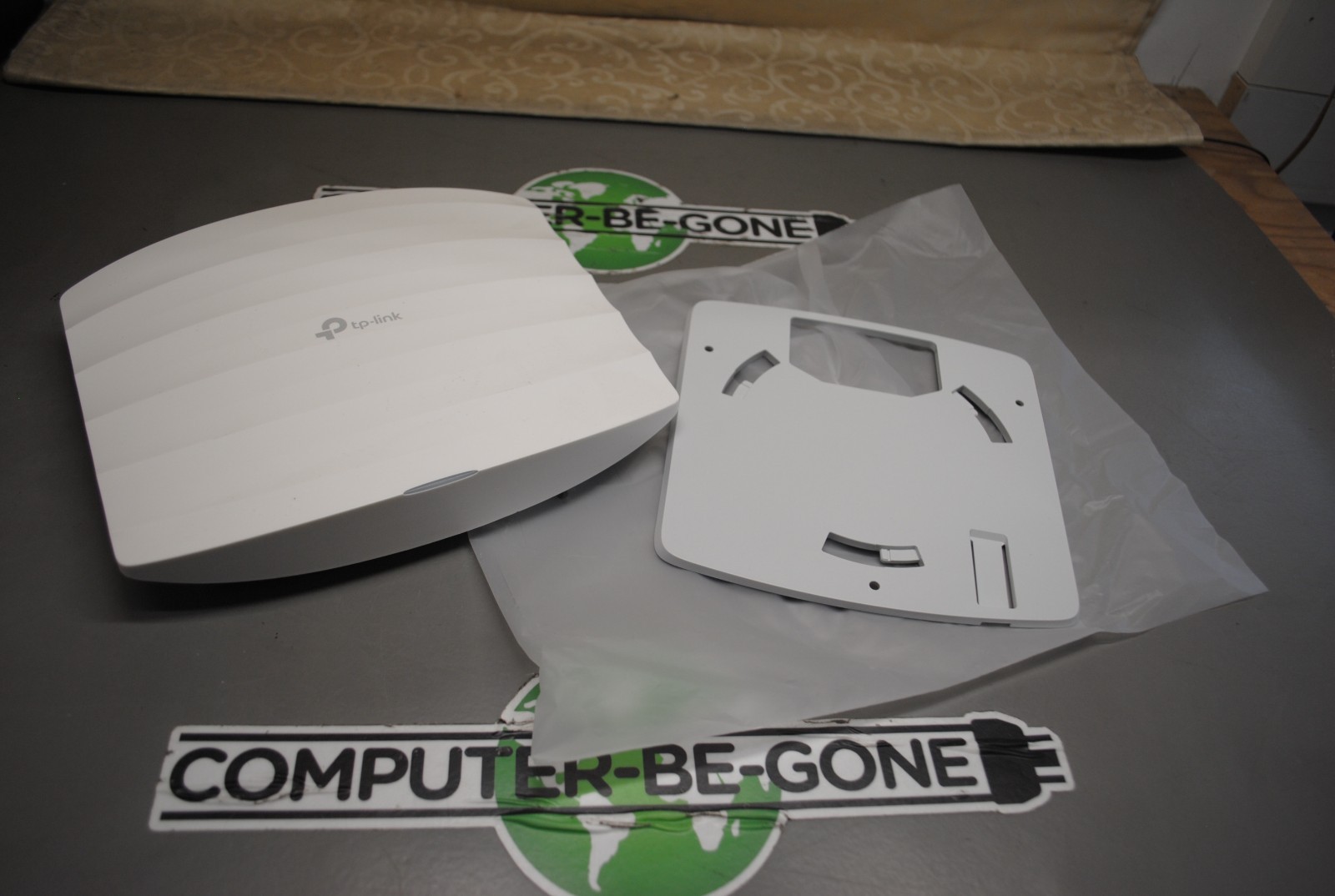 TP-LINK EAP245 AC1750 Wireless Dual Band Gigabit  FREE SHIPPING