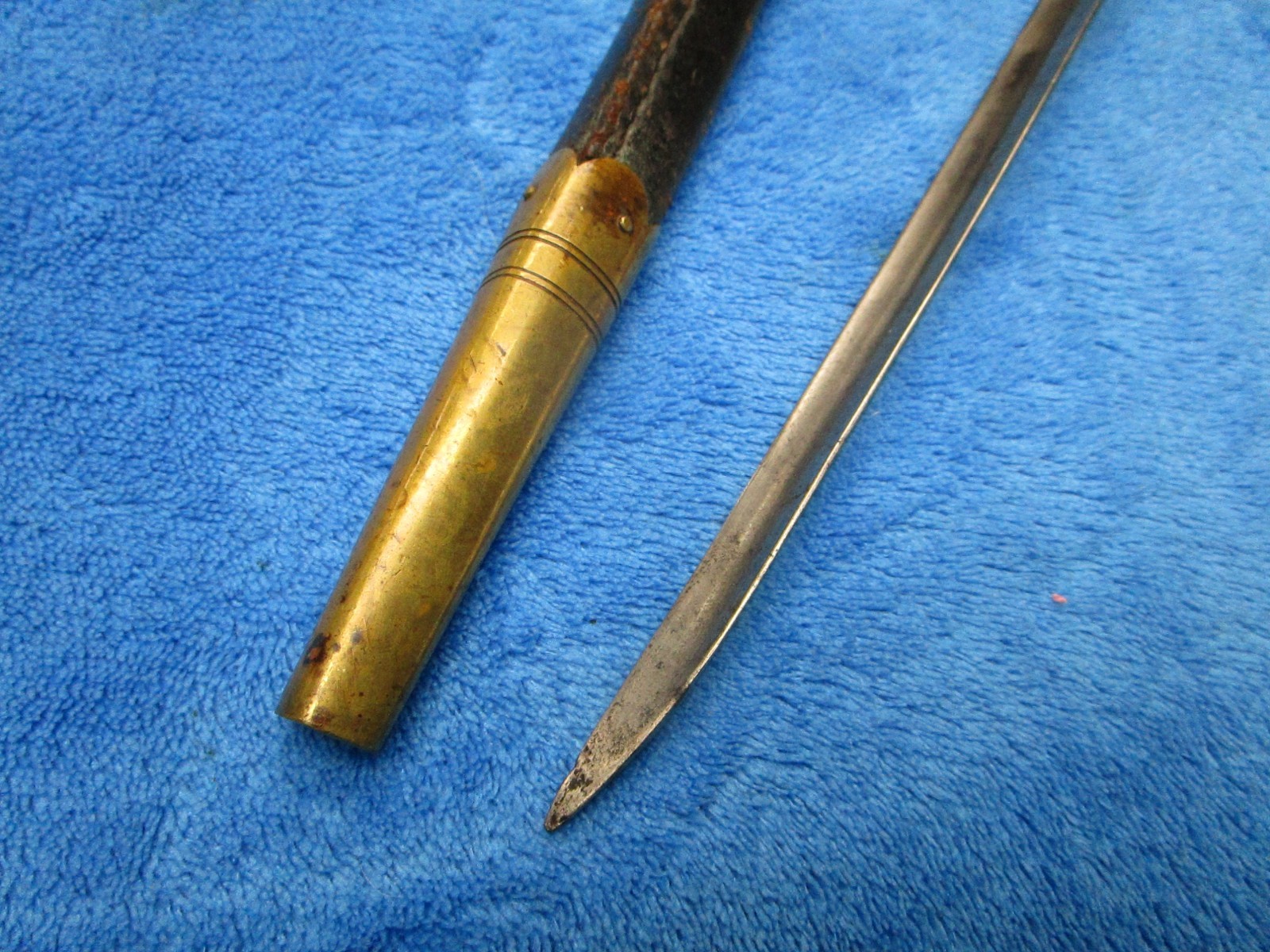 ORIGINAL ANTIQUE 19TH CENTURY US M1867 PEABODY SOCKET BAYONET AND SCABBARD