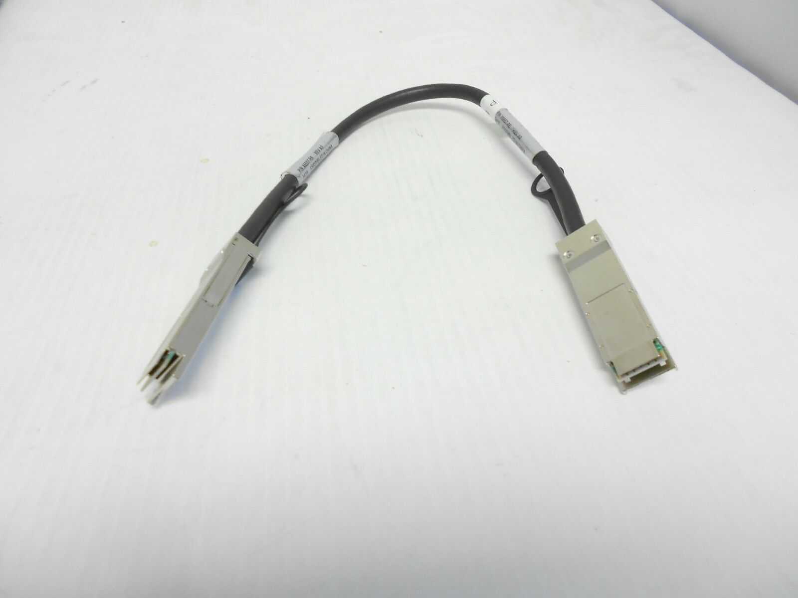 QSFP To QSFP SAS .5M Daisy Chain stacking Cable Netapp DS4243 DS4246 DS2246