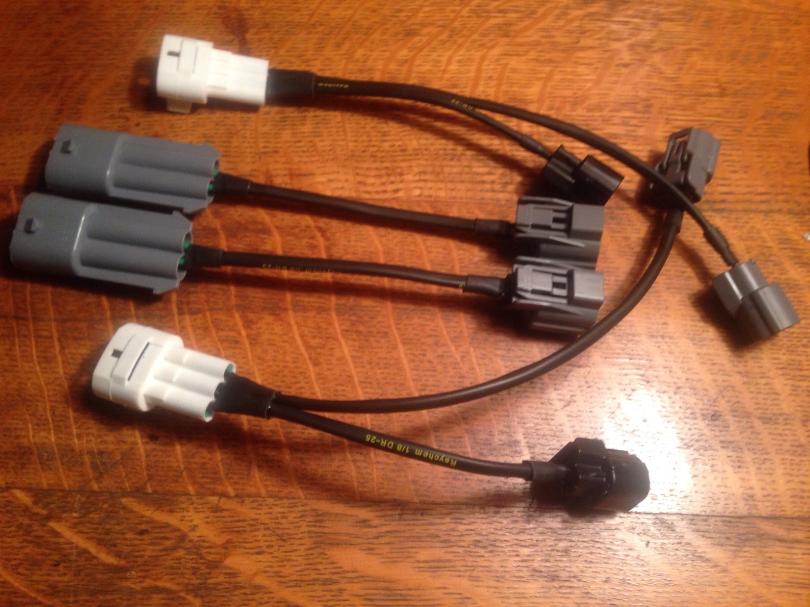 Headlight Adapter Harness for 2003-07 Honda Accord to UC1 JDM Inspire HID UC3