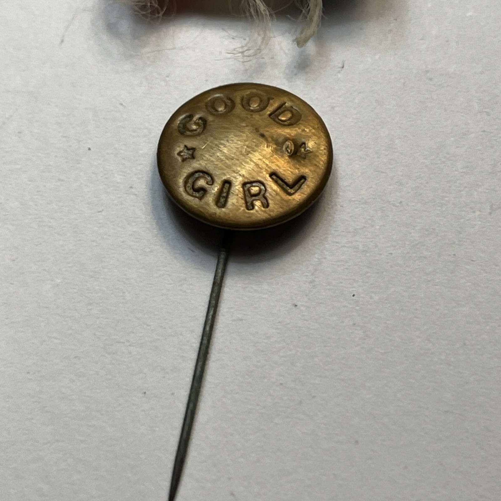 Lot of 4 Original WWI US WELCOME BUDDY V Victory Good Girl Mass MA Button Pin