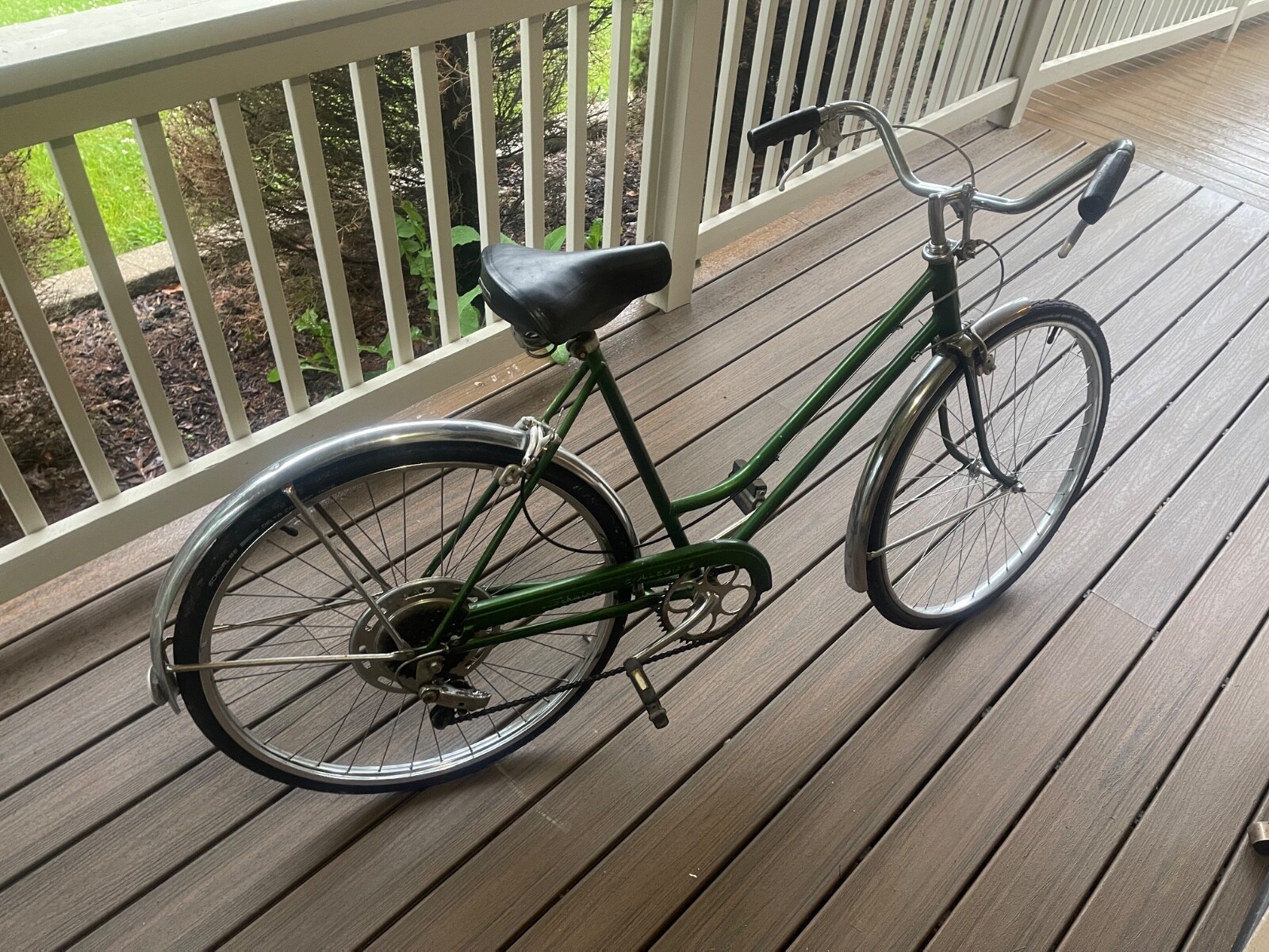 1972 SCHWINN COLLEGIATE 5-SPEED Campus Green CRUISER BIKE