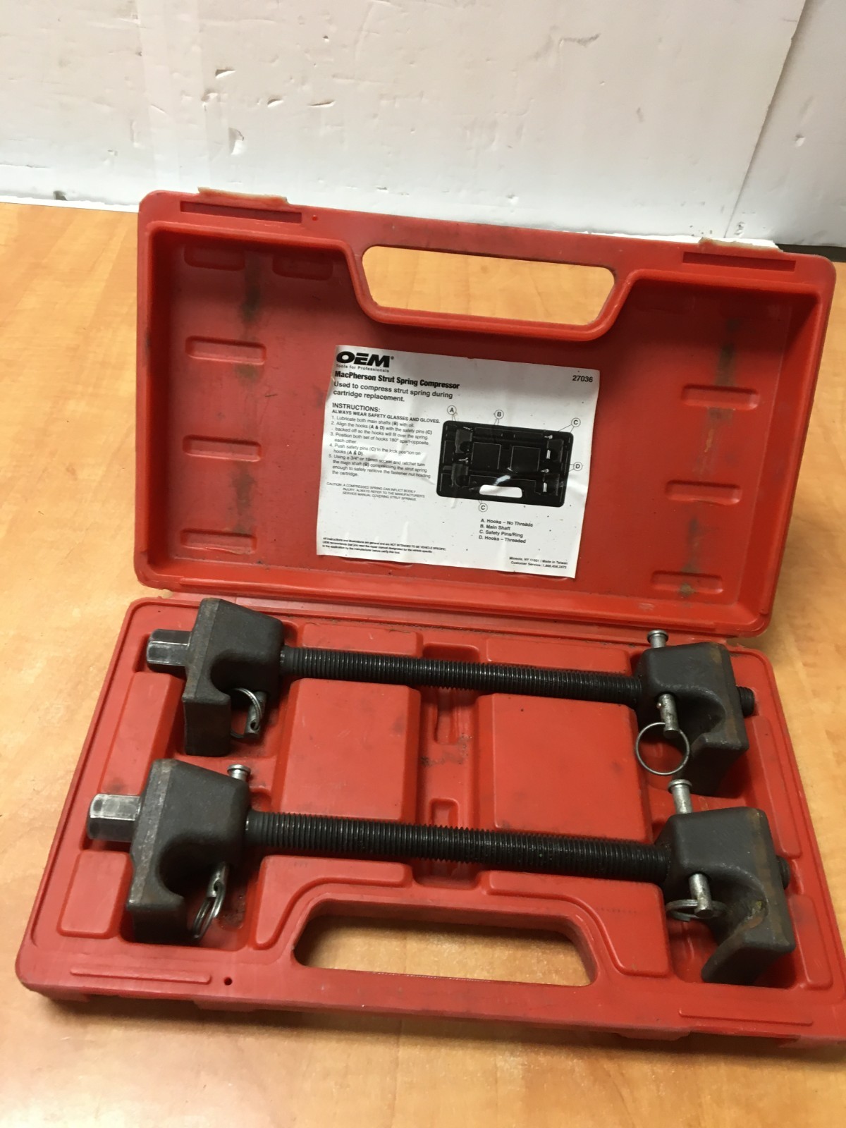 OEM Tools MacPherson Strut Spring Compressor  27036 In Hard Case