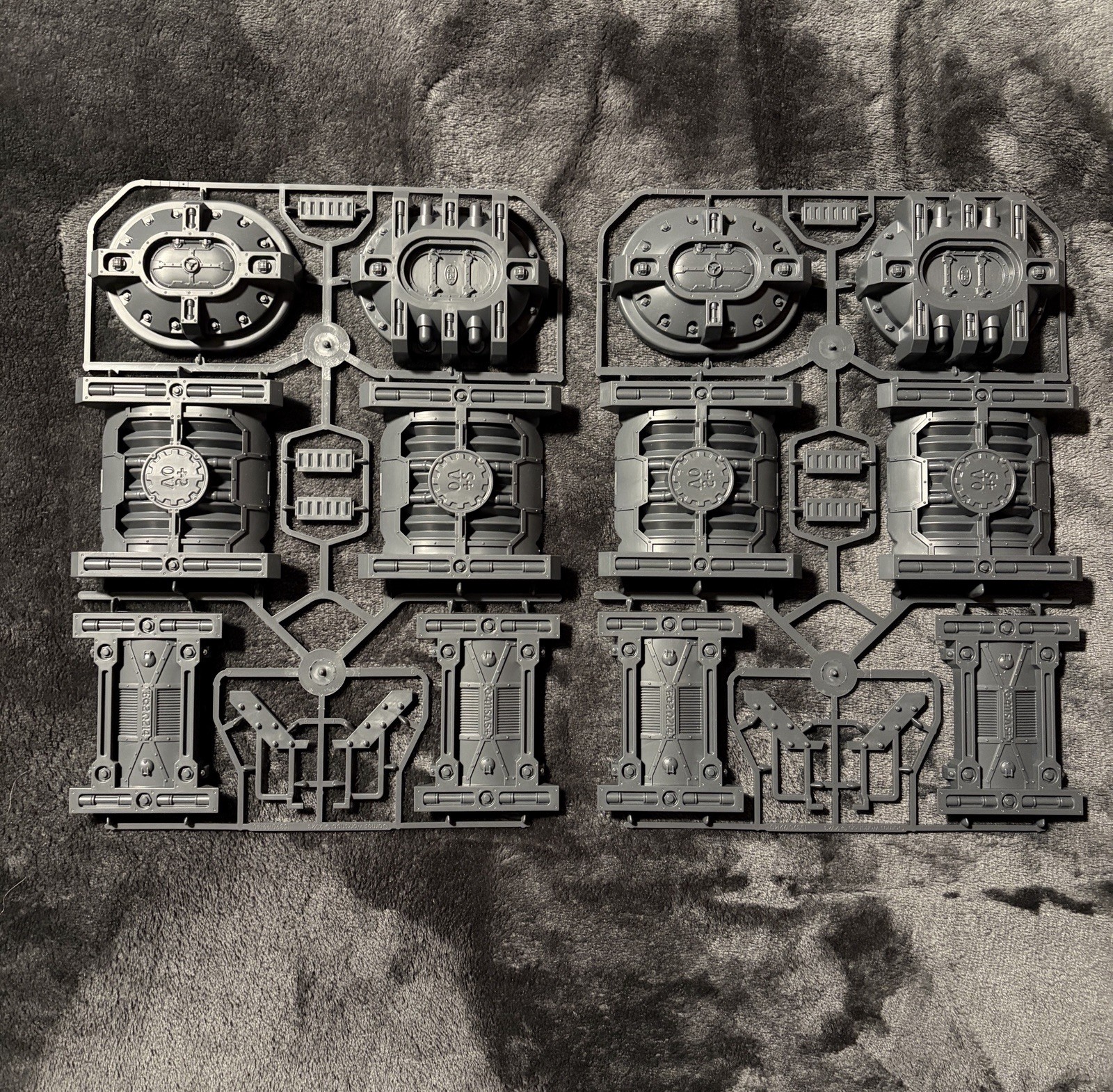 Warhammer 40K - Kill Team: Termination Terrain (2x Plasma Generatorium)