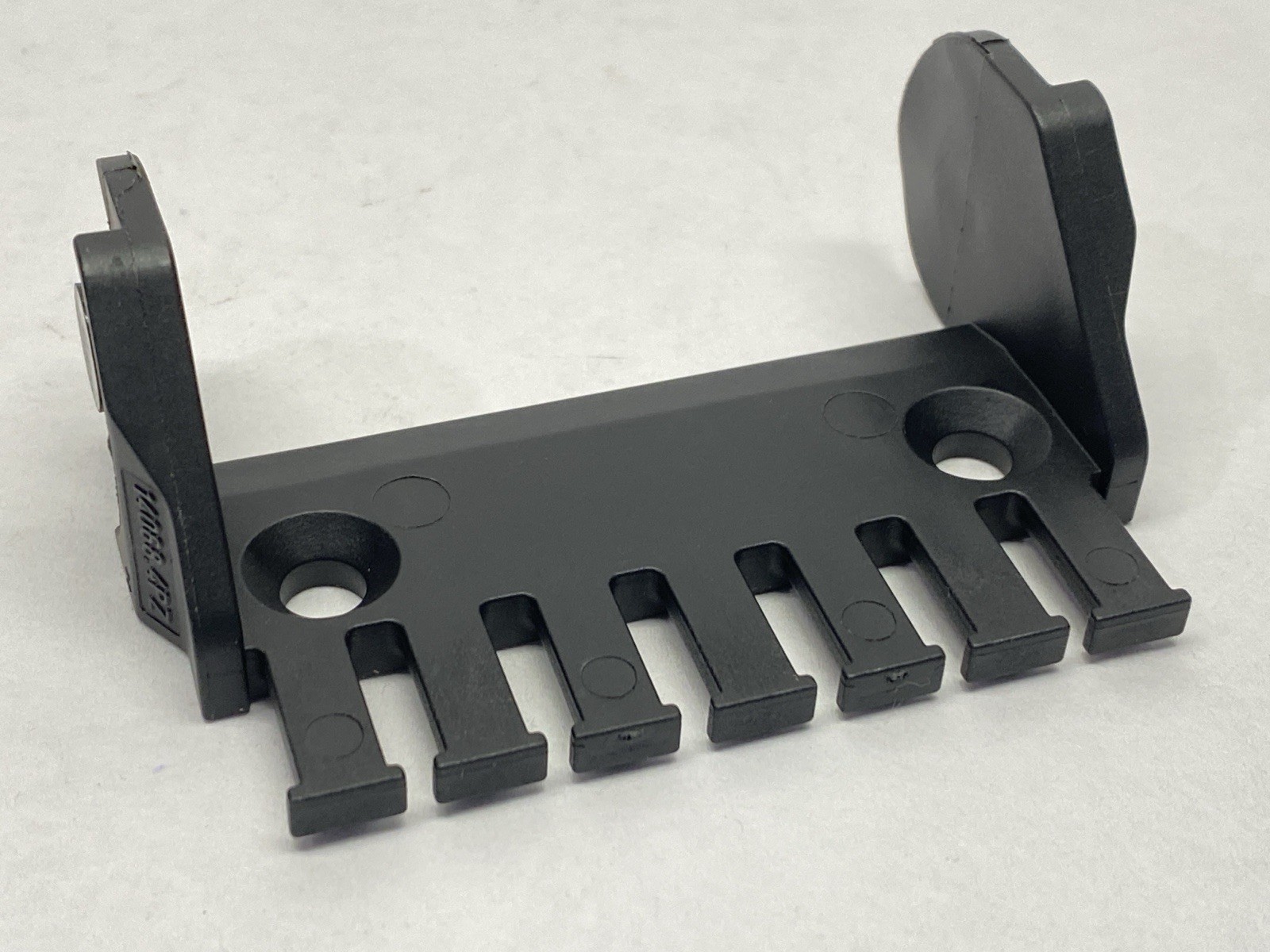 Igus 14068-34PZ Energy Chain Pivoting Mounting Bracket Self-Aligning LOT OF 3