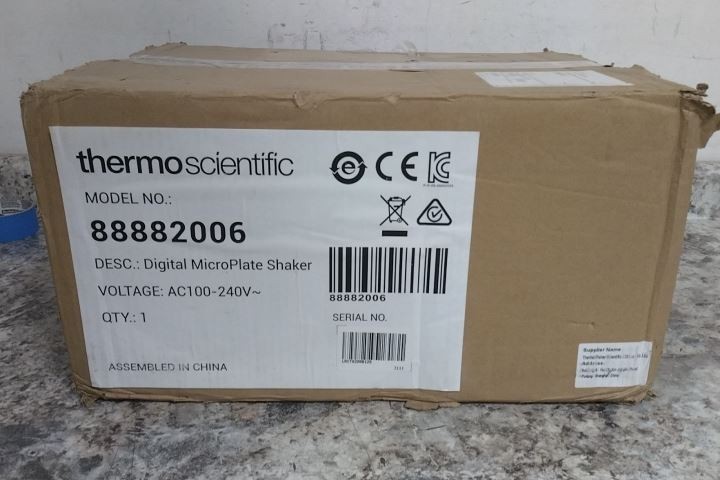 Thermo Scientific 88882006 100 to 240VAC Microplate Shaker (International Plug)