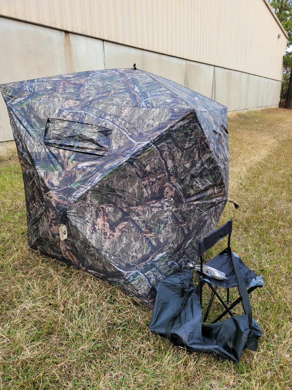 Sports Afield 180 Degree See Through Mossy Oak Camo Ground Blind w/ Chair