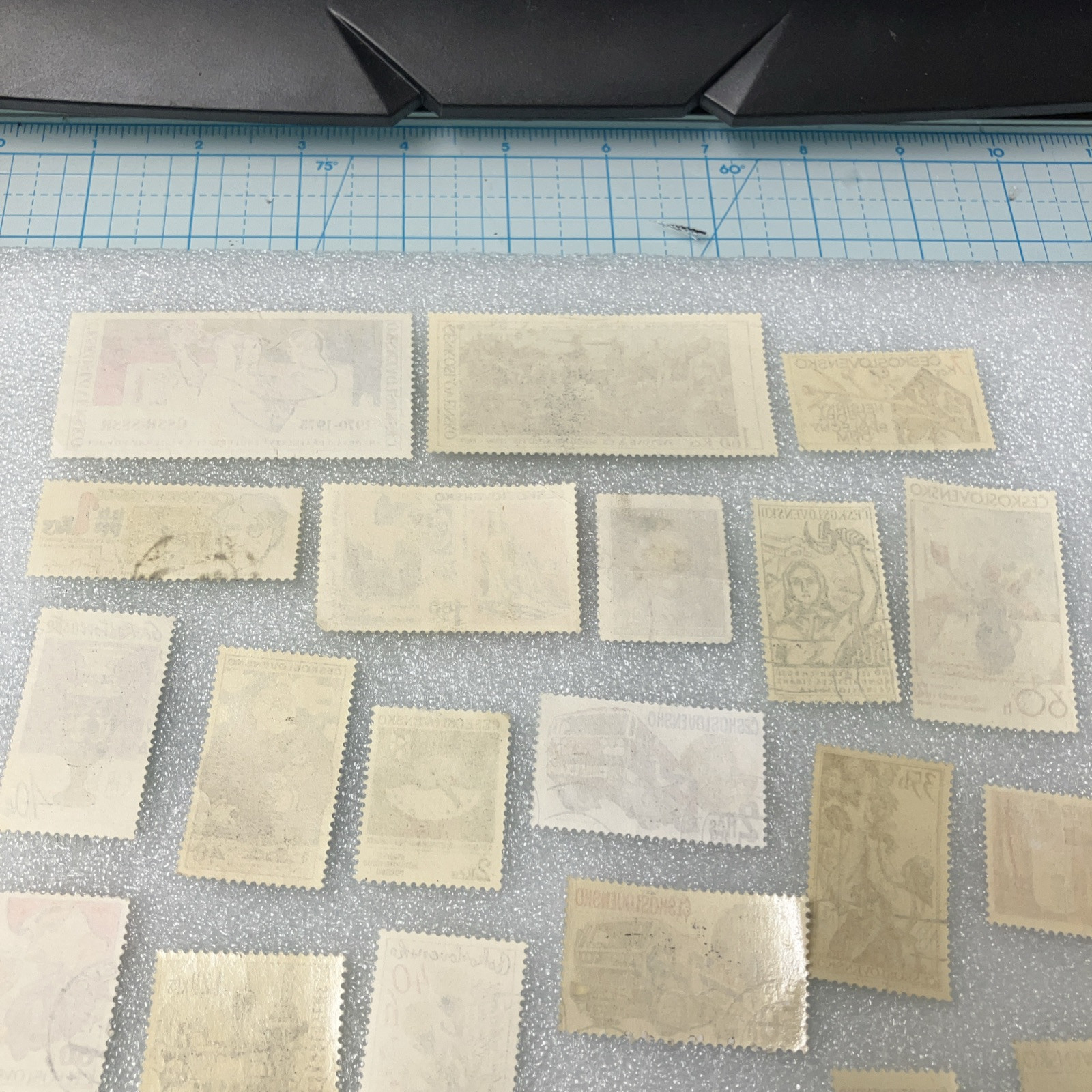 30 Vtg USED Czechoslovakia 1950-1990 Colorful Stamps, Nice Mixed Lot, $1 Ships.