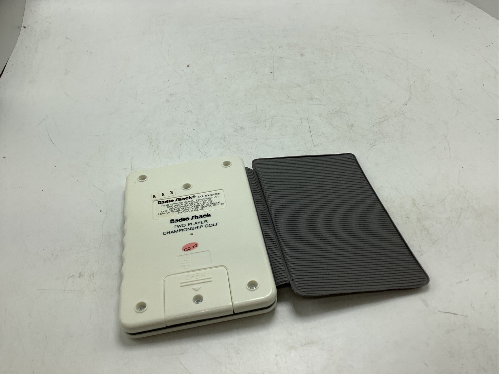 RADIO SHACK handheld 2-Player Championship Golf electronic game 18 holes LED