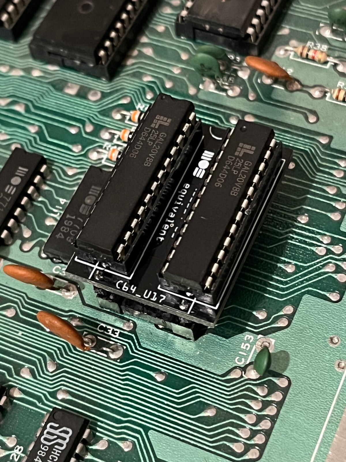 Commodore PLA Replacement MOS 906114-01 / PLS100 for C64, SX 64 High Quality USA