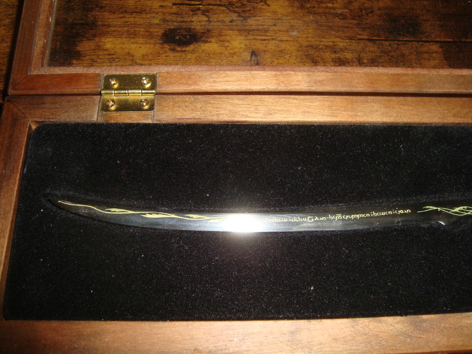 LOTR Lord Of The Rings Sword Replica Hadhafang Letter Opener Wood Case 8.5"