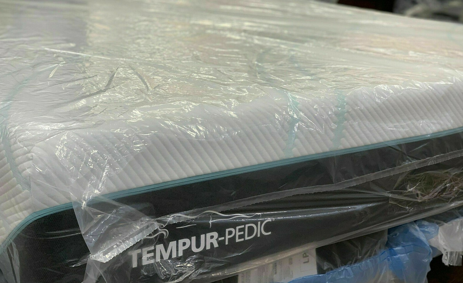 TempurPedic PRO ADAPT MEDIUM FULL MATTRESS NEW FAST SHIP OVERSTOCK CLOSEOUT