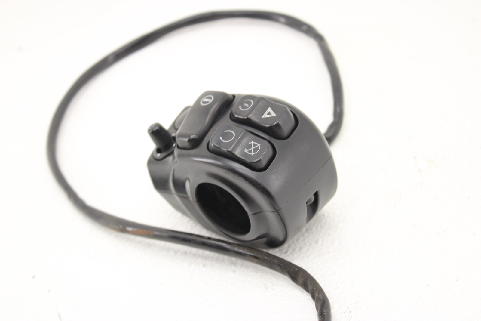 2016-2018 Harley Davidson Touring Road Electra Street Right Control Switch Pack