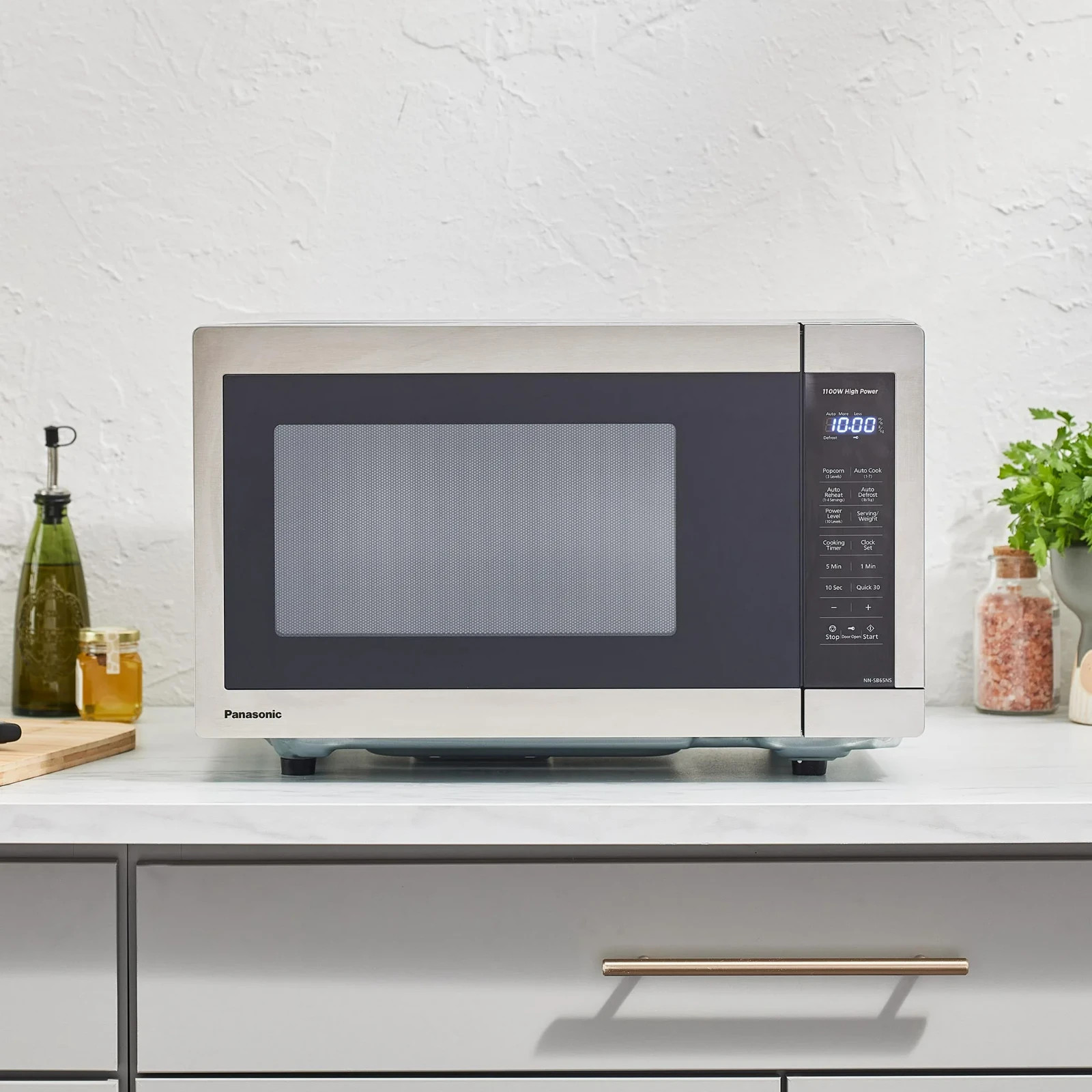 Panasonic NN-SB658S 1100W 1.3 Cu. Ft Countertop Microwave Oven