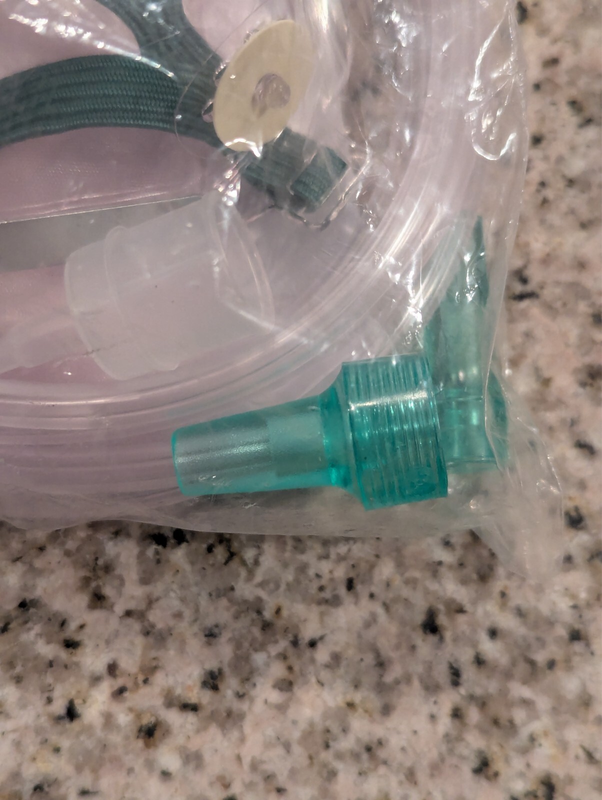 AIRLIFE Vyaire 001268U Pediatric Oxygen Mask 11/2028