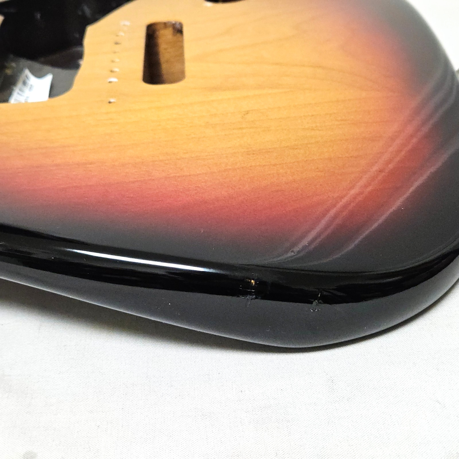 Fender USA Highway One Strat Alder Body Sunburst Satin Nitro Electric Guitar