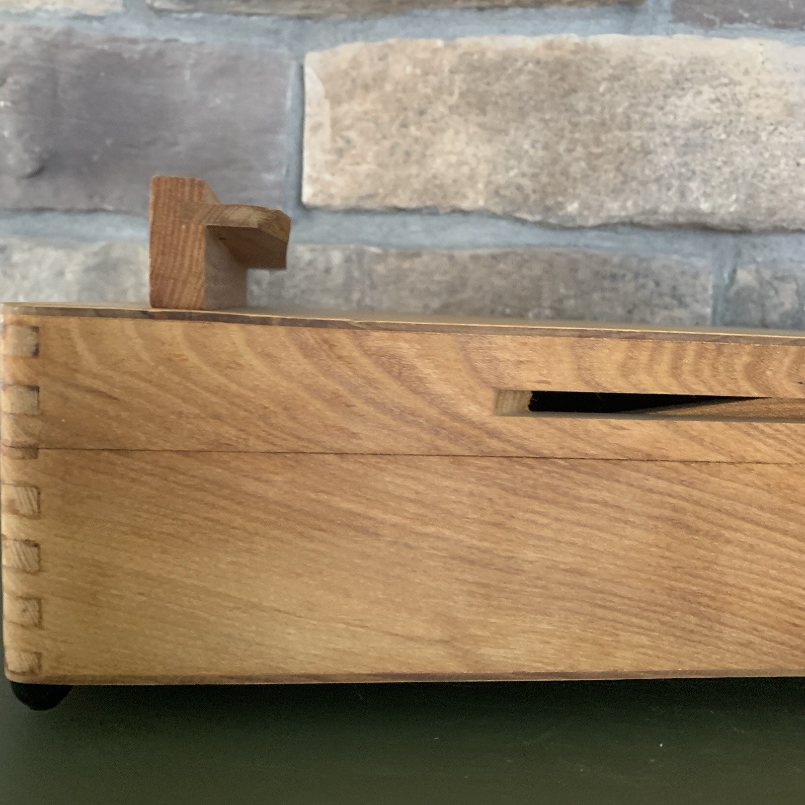 Soho Wooden Tabletop Easel Lightweight Foldable Artist Tool