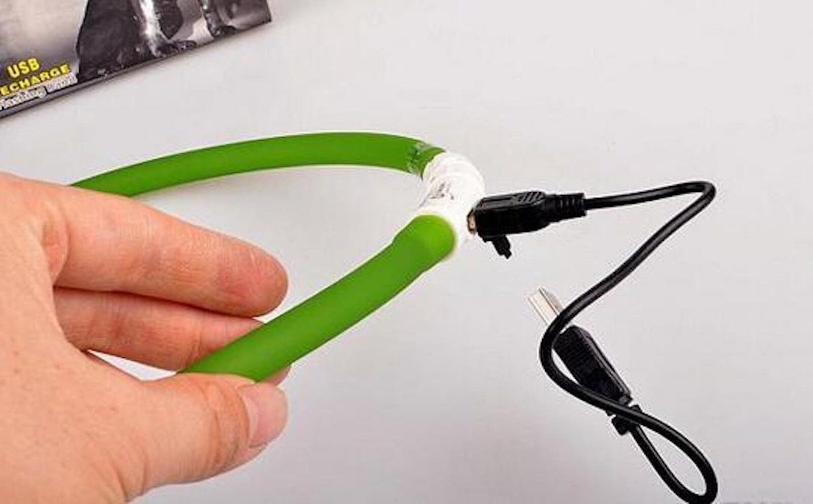 SOFT SILICONE RECHARGEABLE COLLAR glow light-UP LED for Dog Cat Pet Night Safety