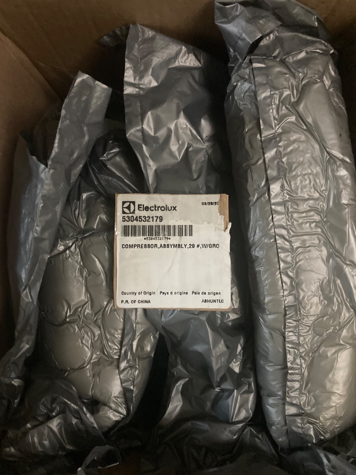 OEM Fridgidaire Compressor 5304532179 -VTH1111Y (See Note)