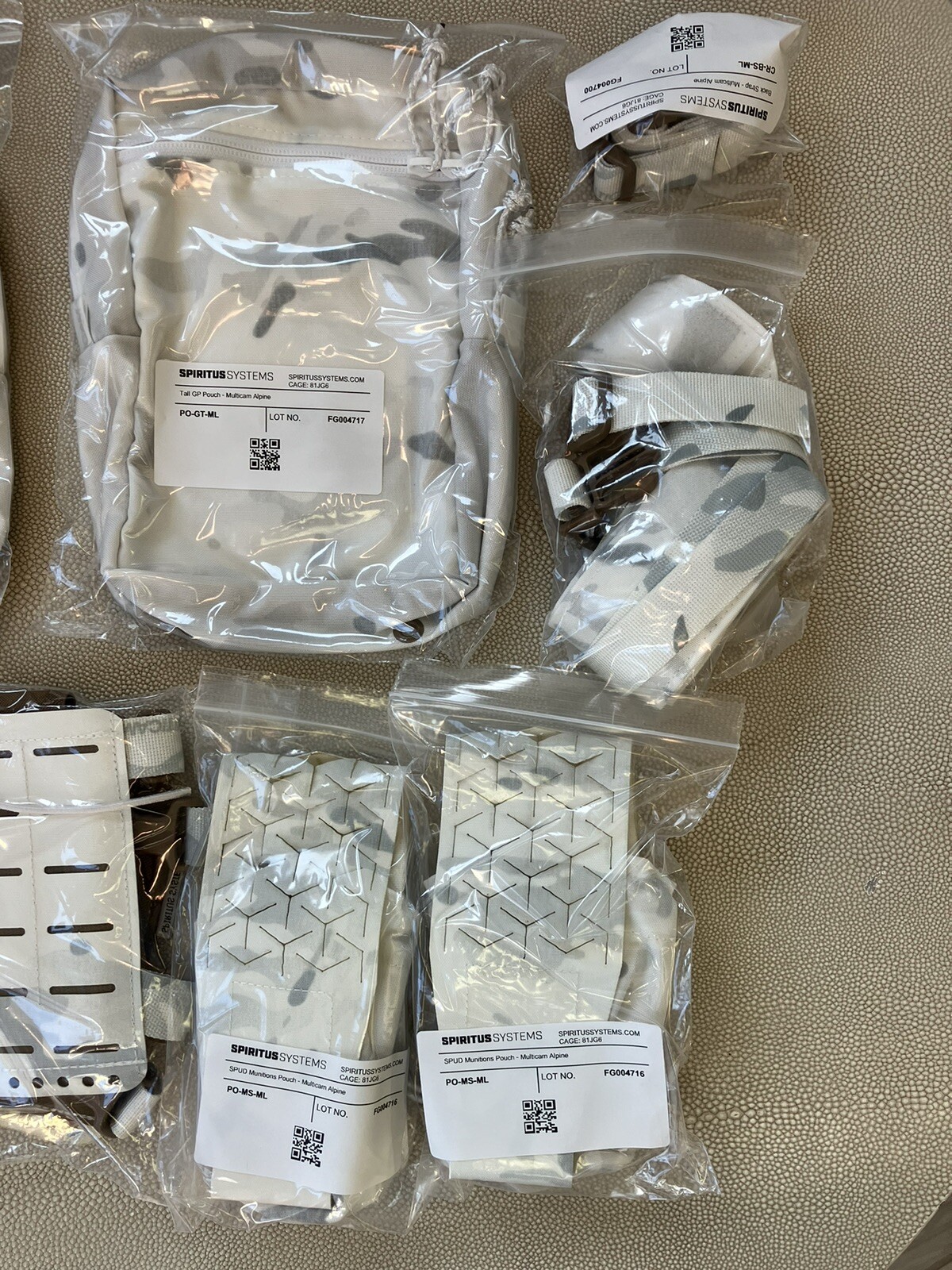 Spiritus Systems Winter Warfare Kit Multicam Alpine