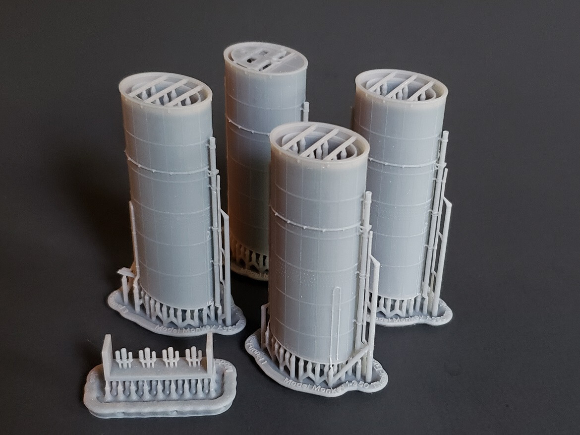 1/350 Titanic Funnels