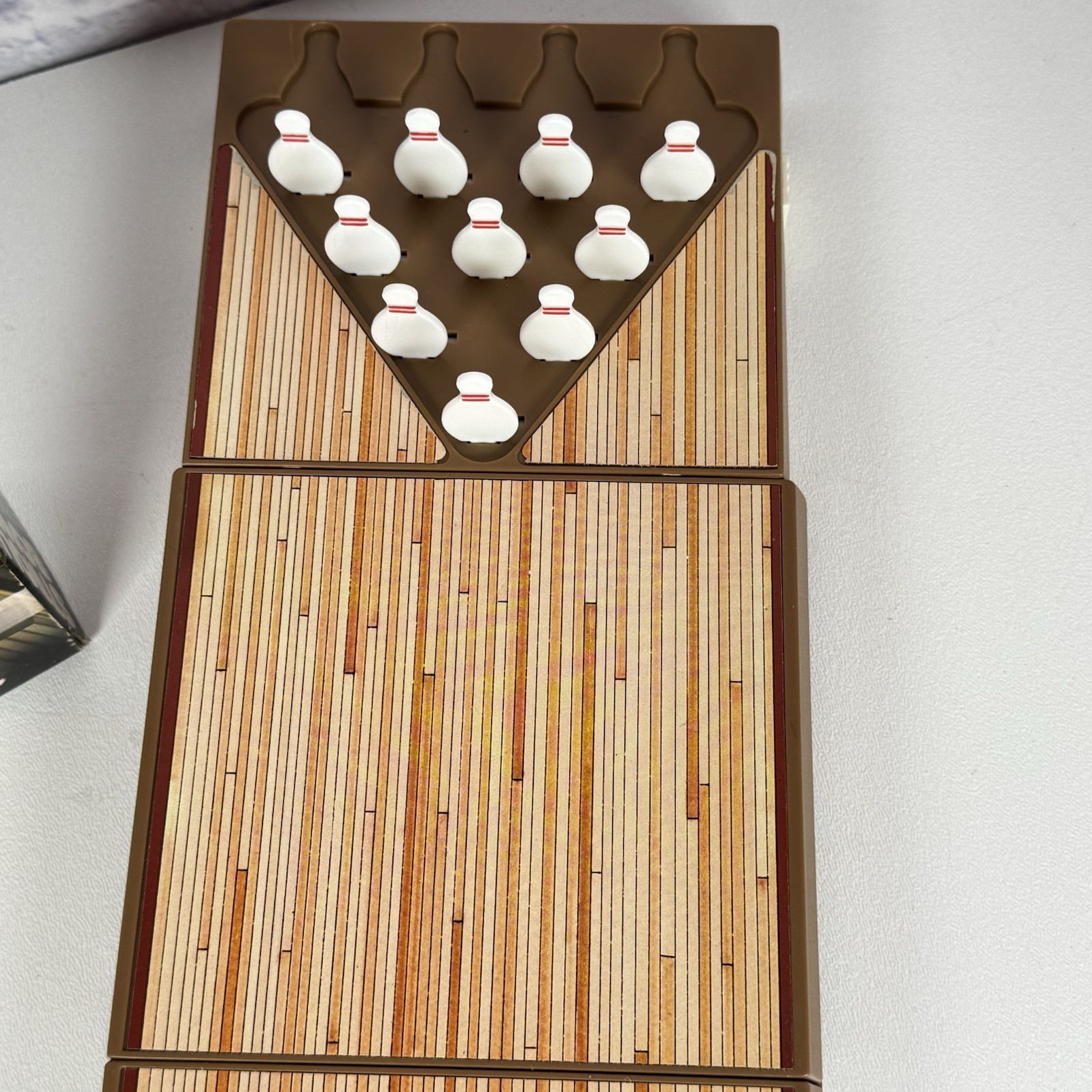 Vintage 1980 Tomy Strolling Bowling Wind Up Ball Portable Table Game Travel Box