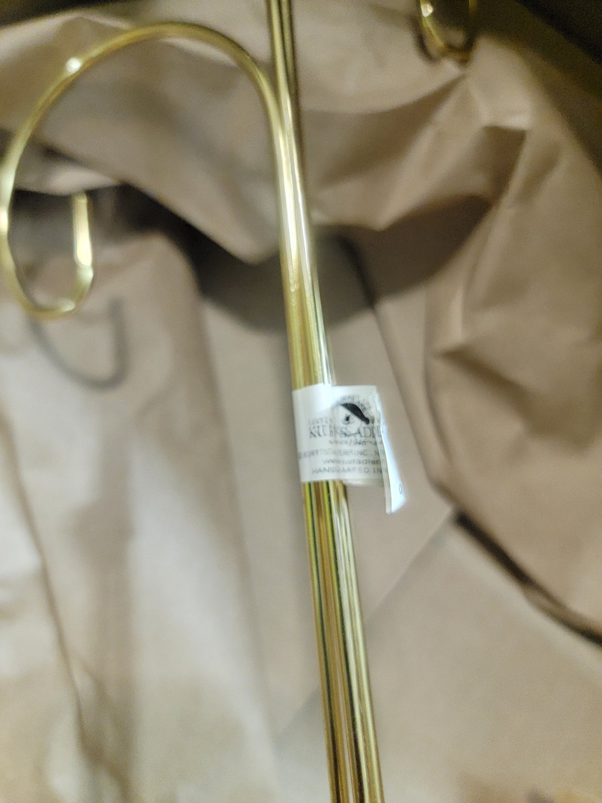 3-Arm 3-Tier Gold Brass Metal Wire Ornament Stand Display 10.75 "Kurt Adler New