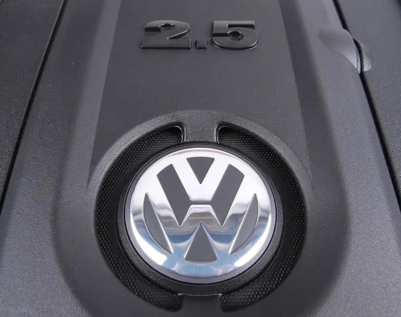 Genuine OEM VW Engine Cover, Air Filter Box 2.5 Jetta Beetle Golf Rabbit 2005-14