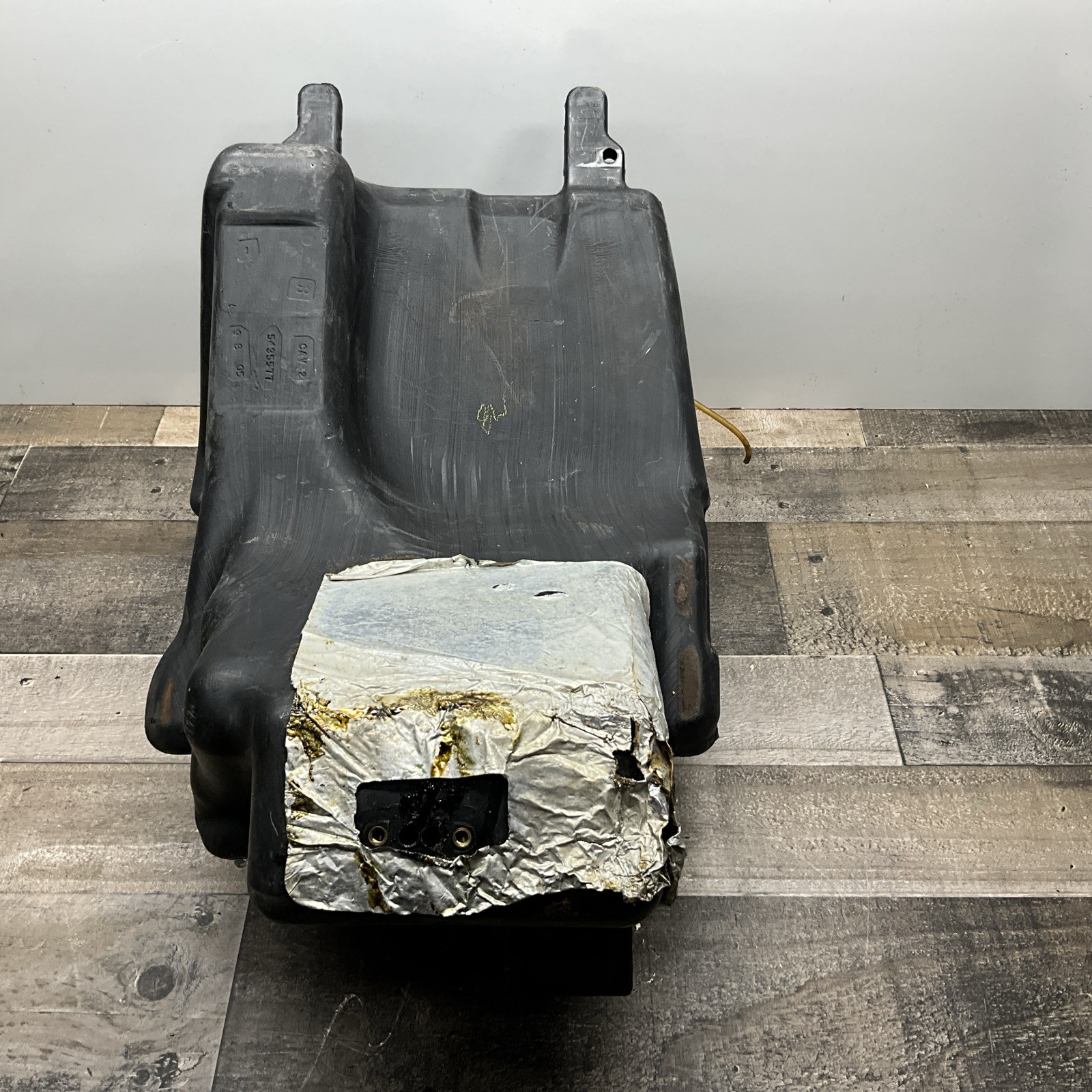 POLARIS 5435577 OEM GAS FUEL TANK SPORTSMAN ATV 400/450/500/600/700