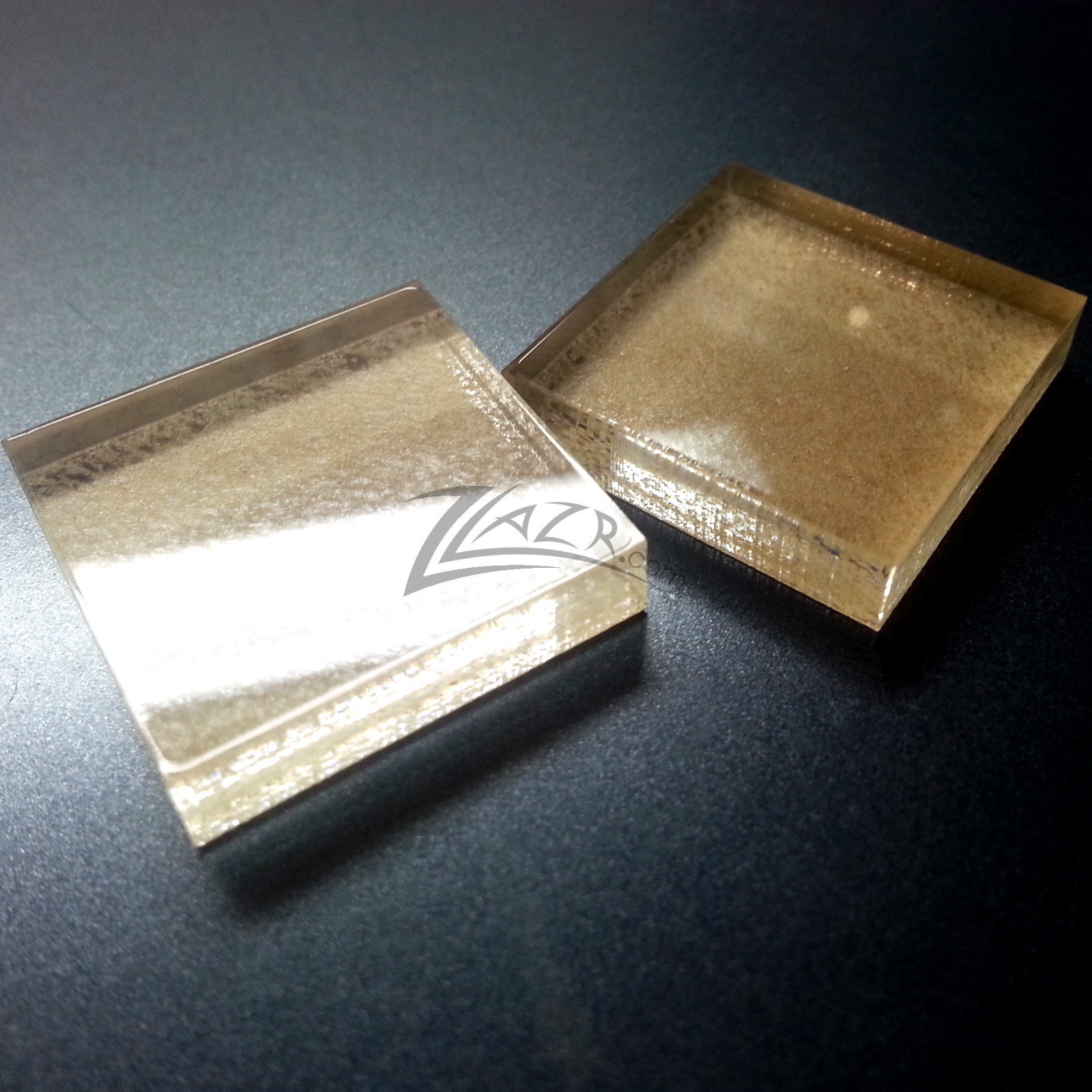 (100) 1.25" x 1/4" Clear Acrylic Square Base Gem Mineral Display Tiles Stand