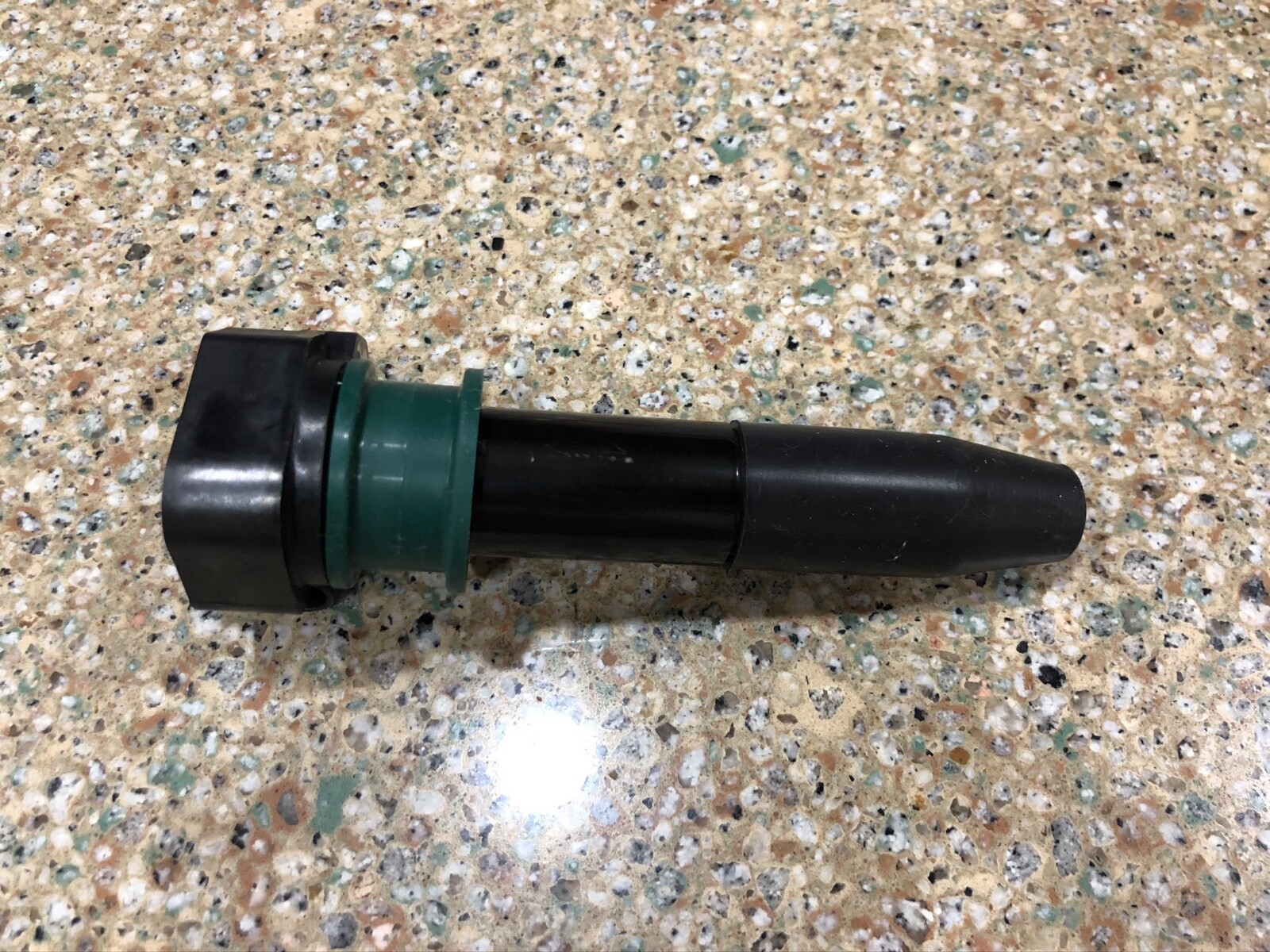 OEM WHITE TOP CADILLAC DEVILLE DTS DHS STS XLR NORTHSTAR IGNITION COIL ON PLUG