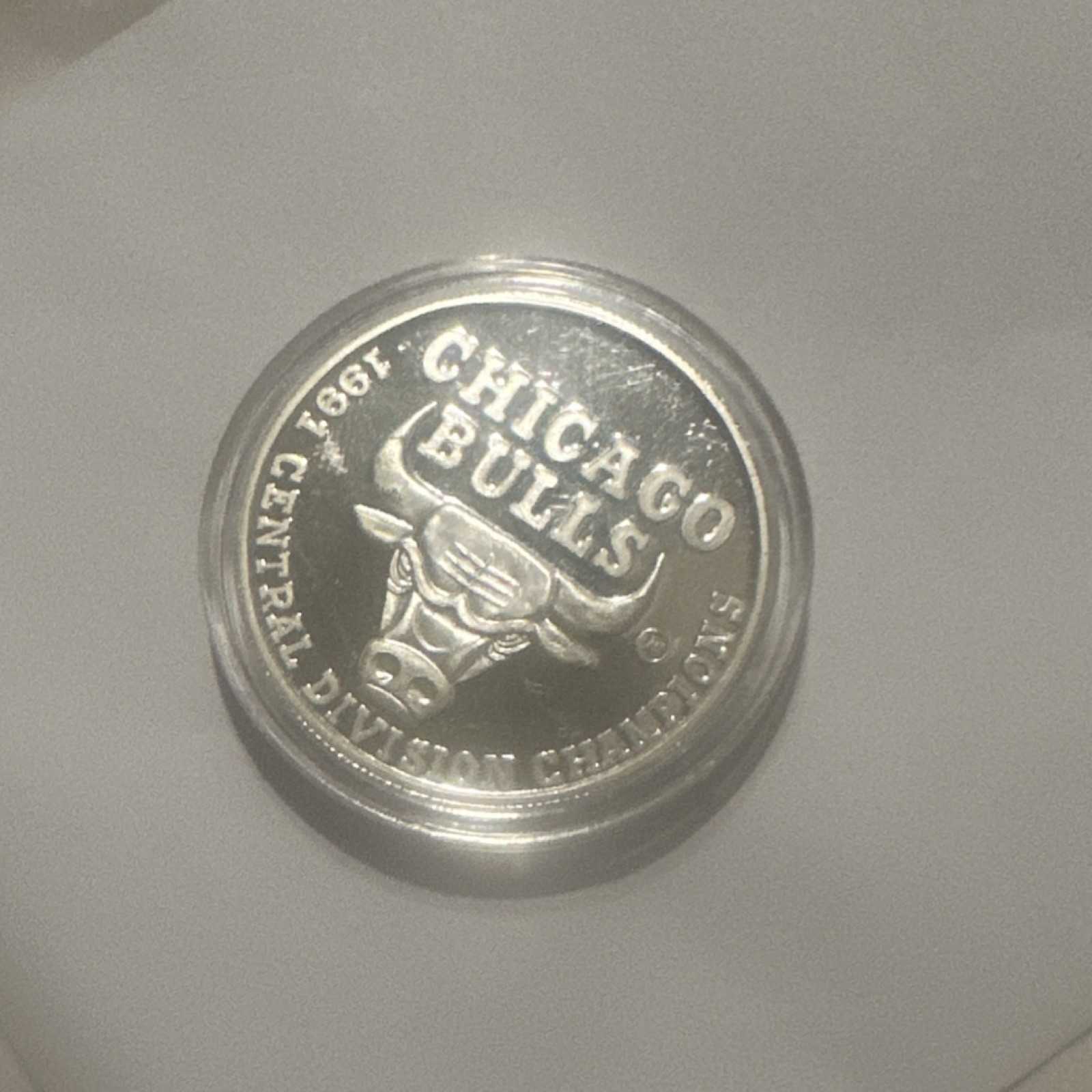 Chicago Bulls 1991 Chicago Stadium Limited Edition Silver Commemorative Coin