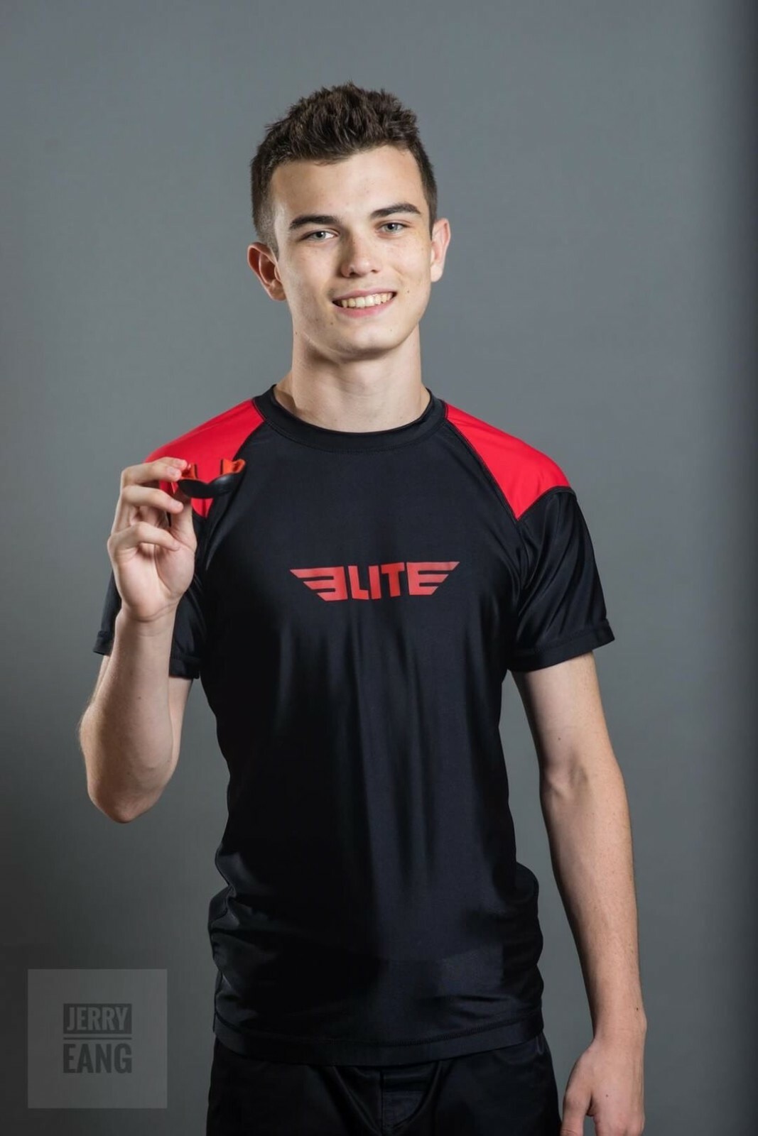 Oral Mart Boxing Martial Arts MMA Flag Football Mouth Guard (Black/Red)